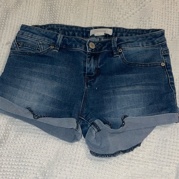 eightytwo jean shorts - Picture 1 of 3